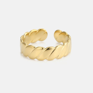 Ring croissantje goud
