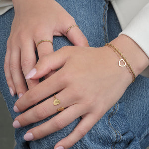 Armband gedraaid hartje goud