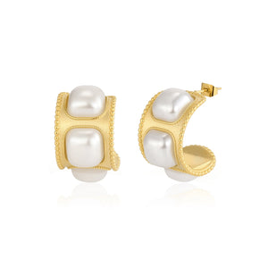 Oorstekers vierkante parels goud